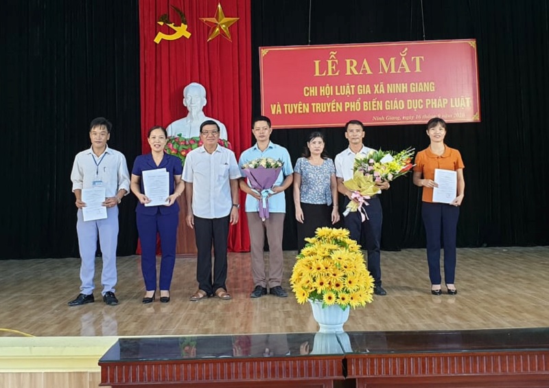 Ra mắt Chi hội Luật gia xã Ninh Giang, huyện Hoa Lư, tỉnh Ninh Bình