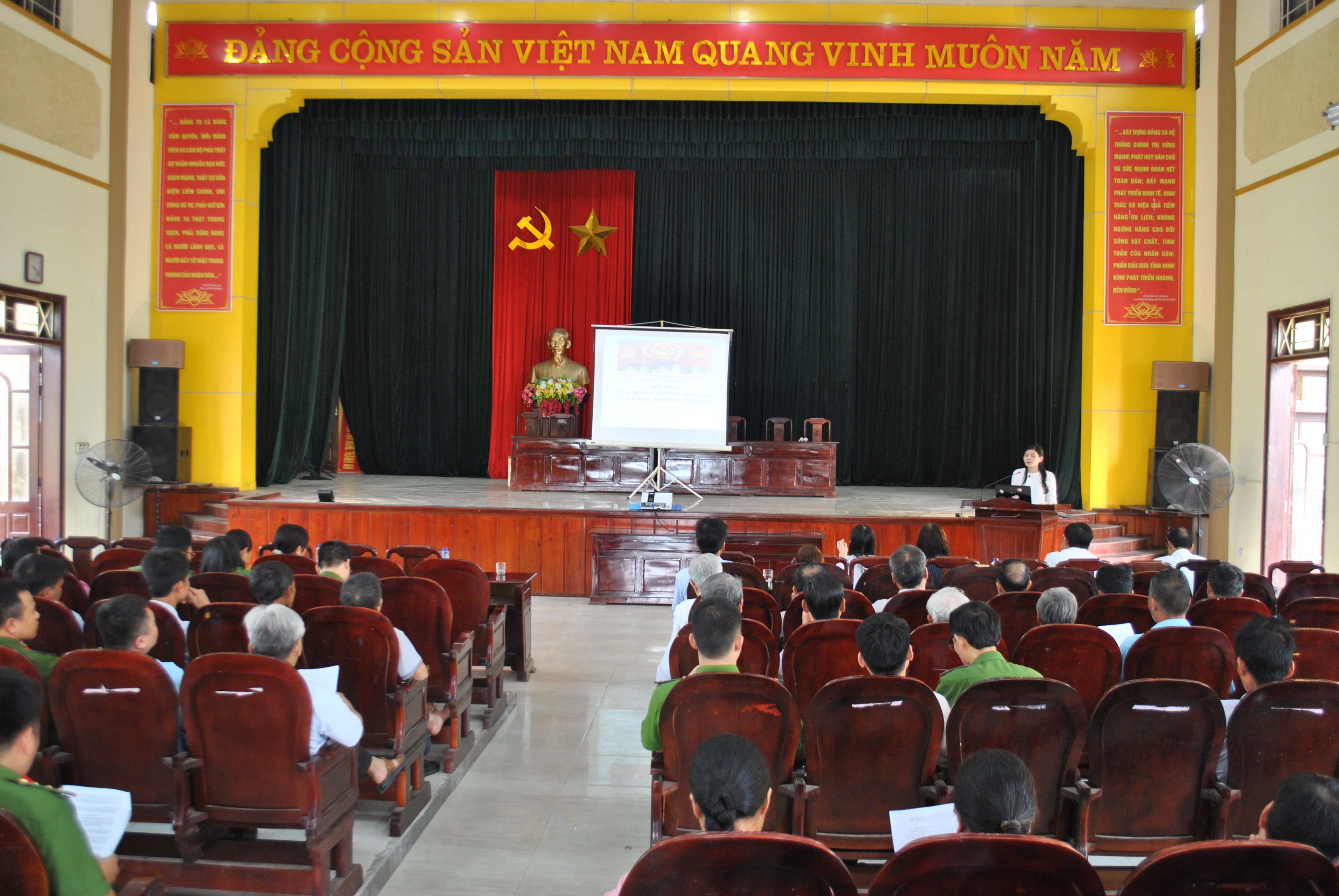 Yên Khánh: tuyên truyền, phổ biến pháp luật về bầu cử