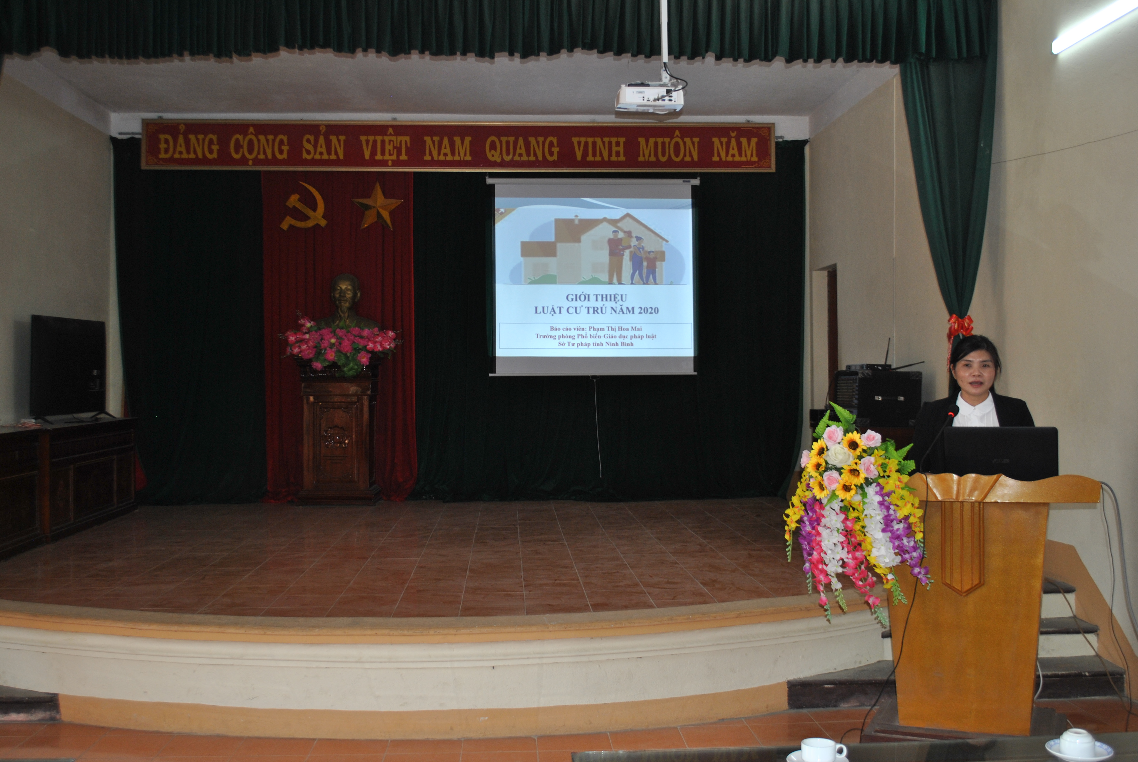 Hội nghị tuyên truyền, phổ biến pháp luật đất đai, cư trú tại xã Ninh Nhất