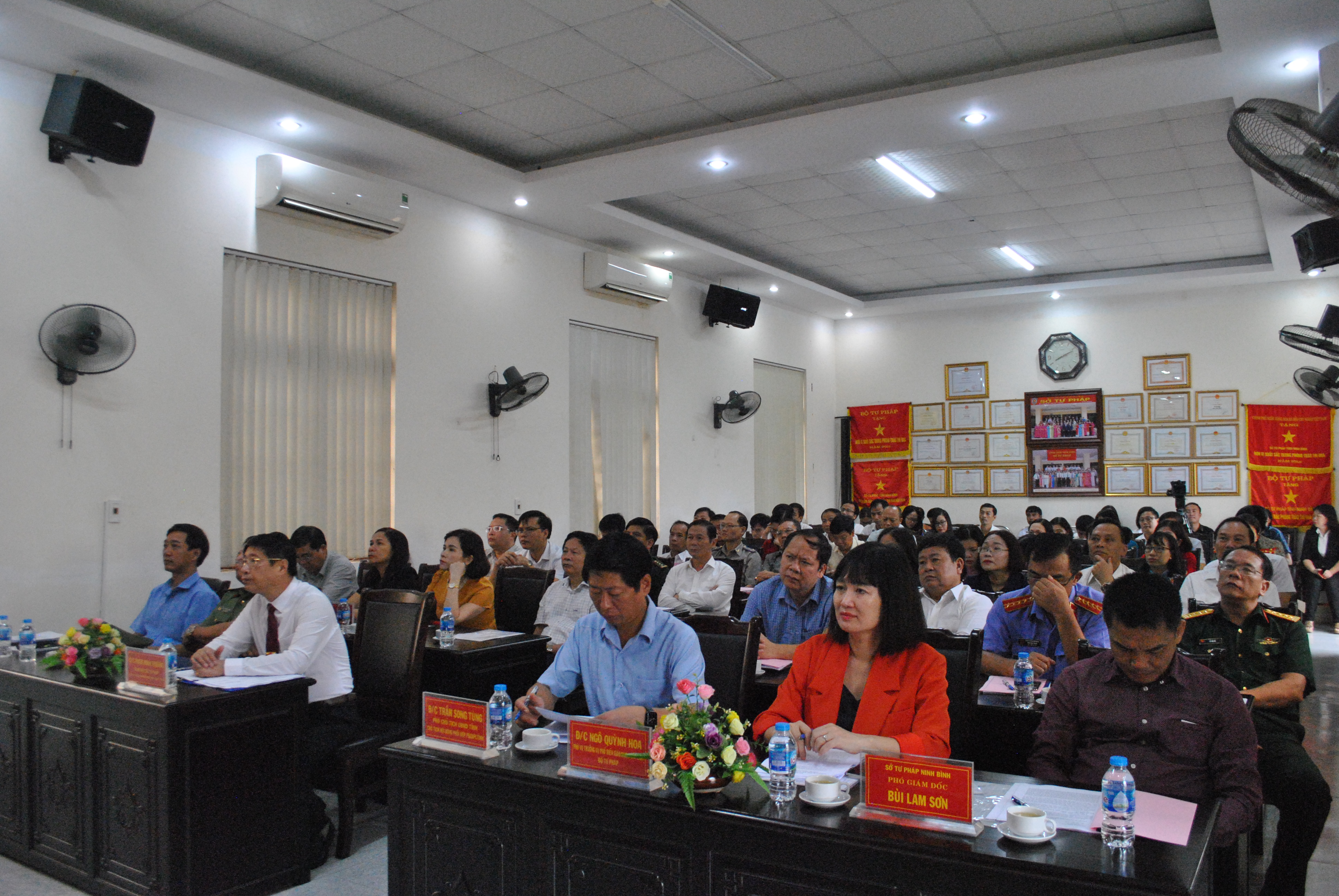 Ninh Bình: Tổng kết 10 năm thực hiện Luật Phổ biến, giáo dục pháp luật và hưởng ứng Ngày Pháp luật Việt Nam