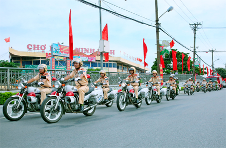 Ninh Bình: Tổ chức đợt hoạt động cao điểm bảo đảm trật tự an toàn giao thông trong tháng 9 năm 2022