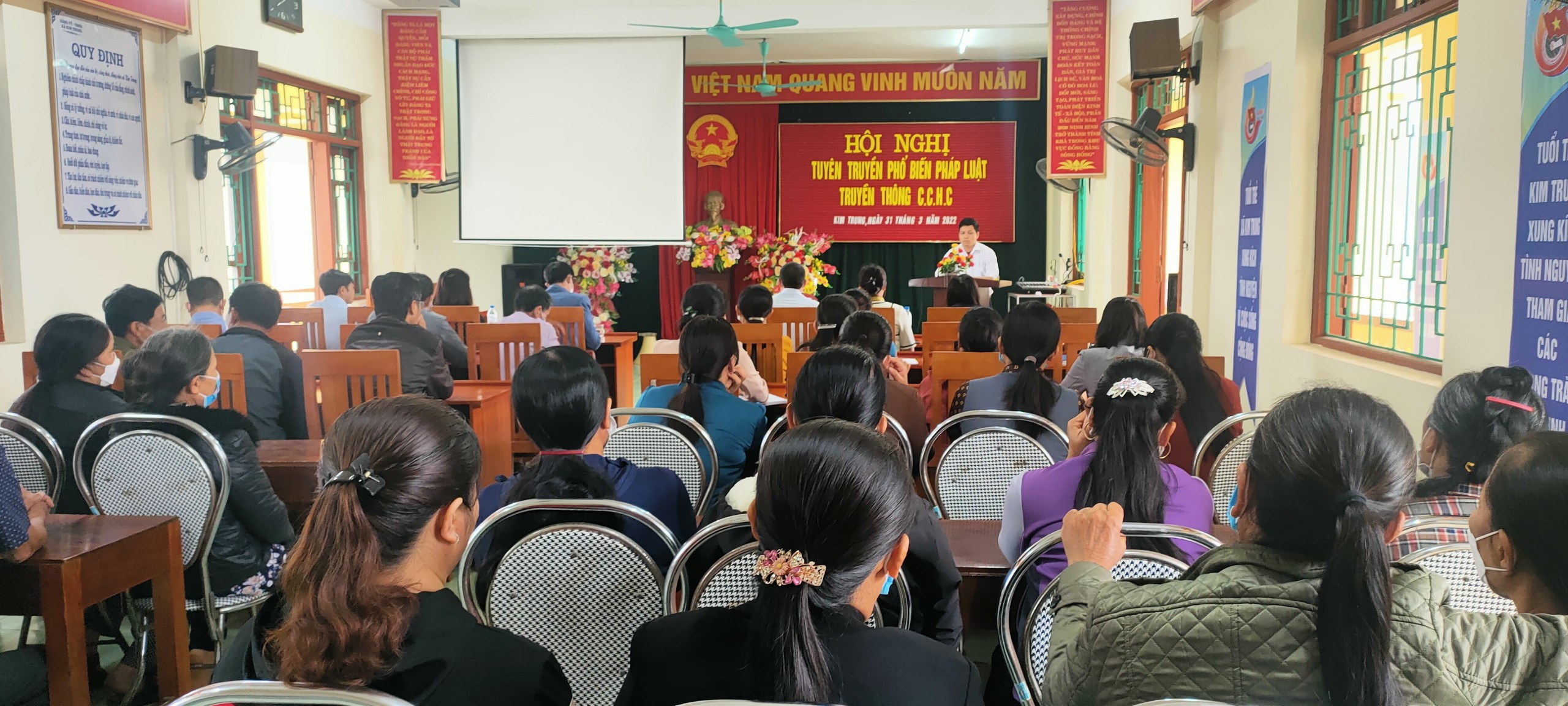 Tuyên truyền pháp luật về đất đai và truyền thông cải cách hành chính tại xã Kim Trung, huyện Kim Sơn