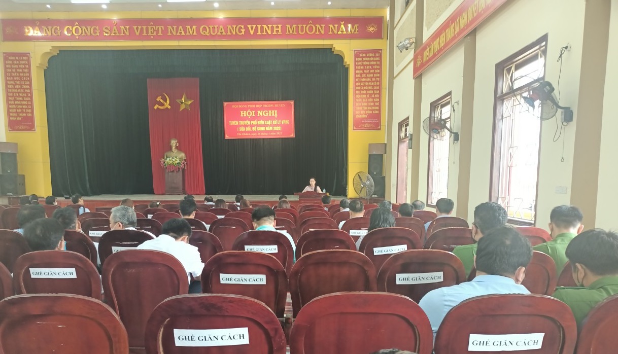 Hội nghị tuyên truyền phổ biến pháp luật tại huyện Yên Khánh