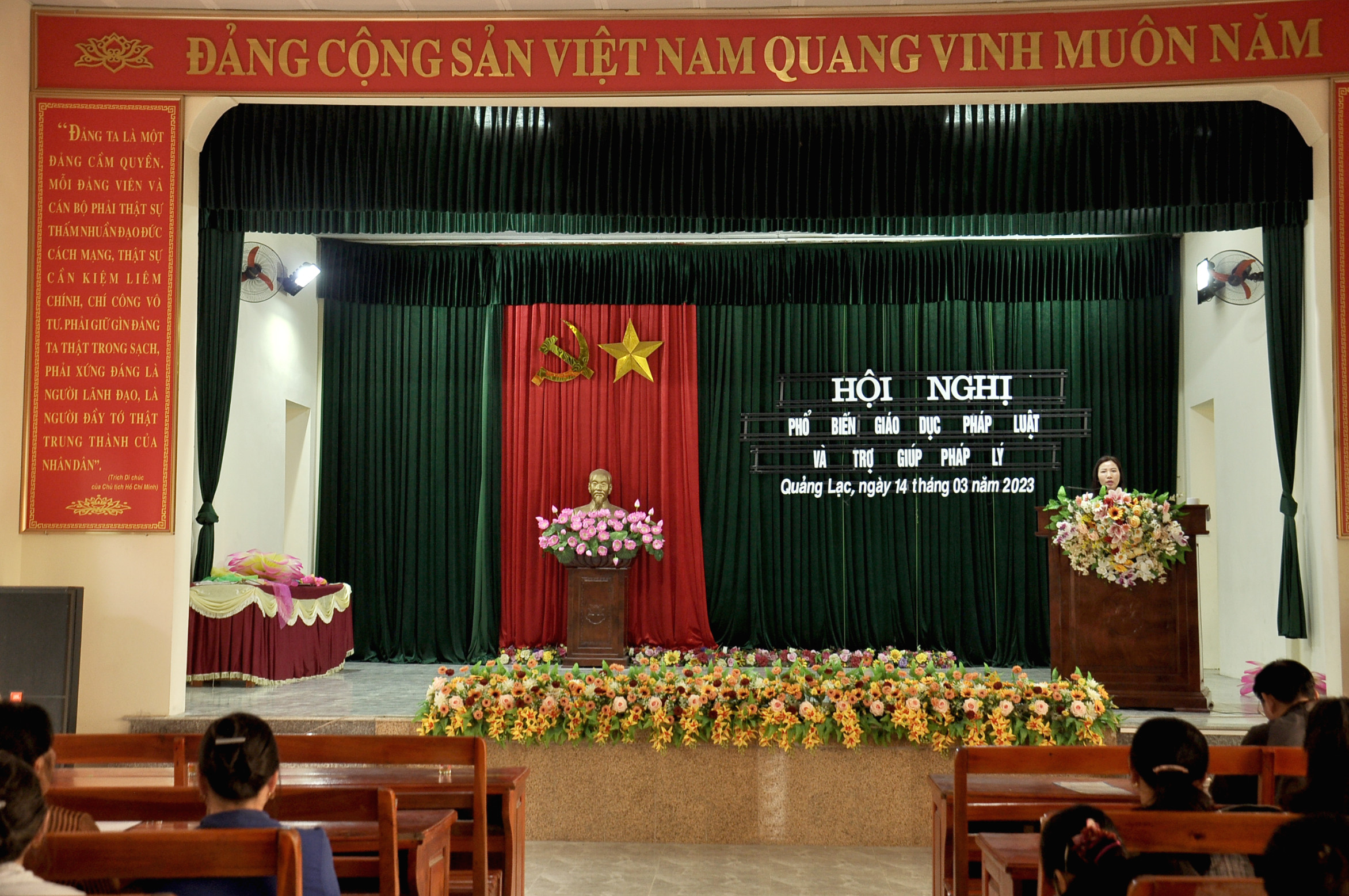 Hội nghị phổ biến giáo dục pháp luật và trợ giúp pháp lý  tại xã Phú Long, Quảng Lạc huyện Nho Quan